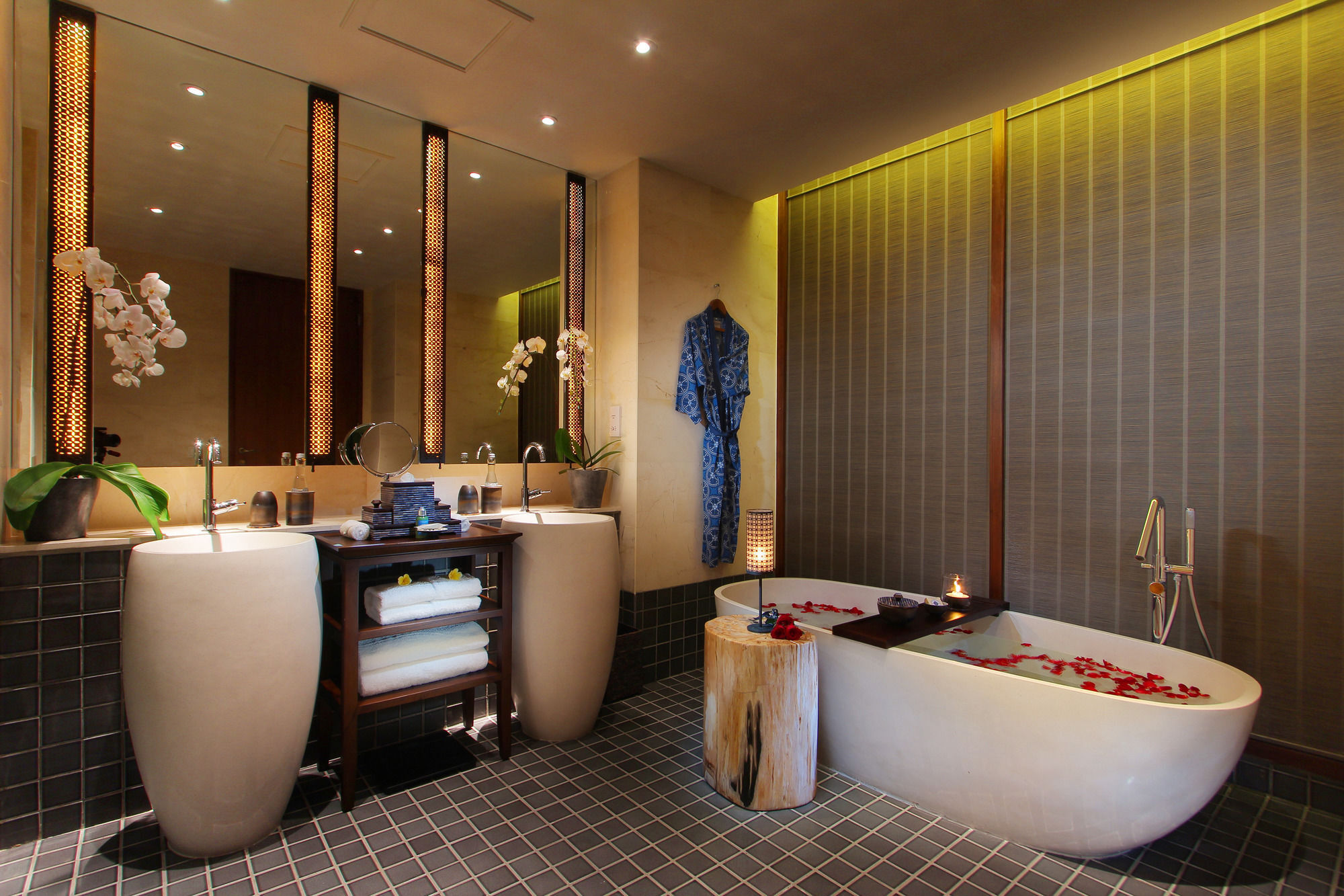 The At Fairmont Beach Bali Hotel *